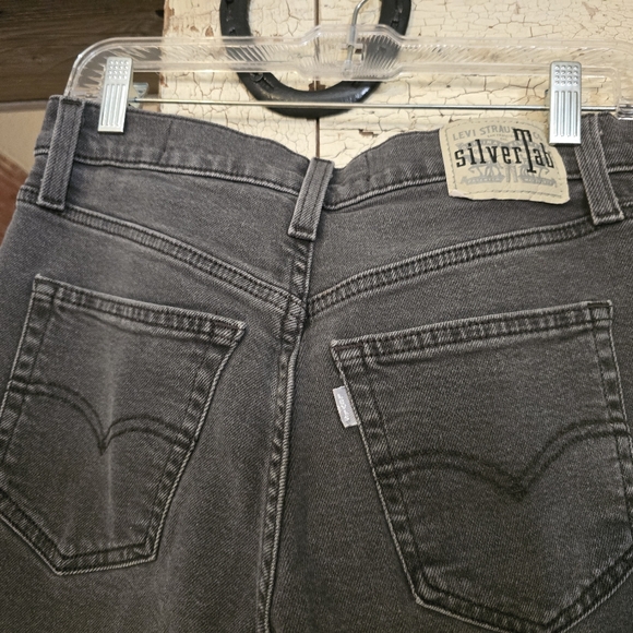 Vintage LEVIS SILVERTAB mom Jeans Sz. 28 GUC! - Picture 6 of 9